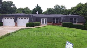 featured image of 740 Country Club Trl