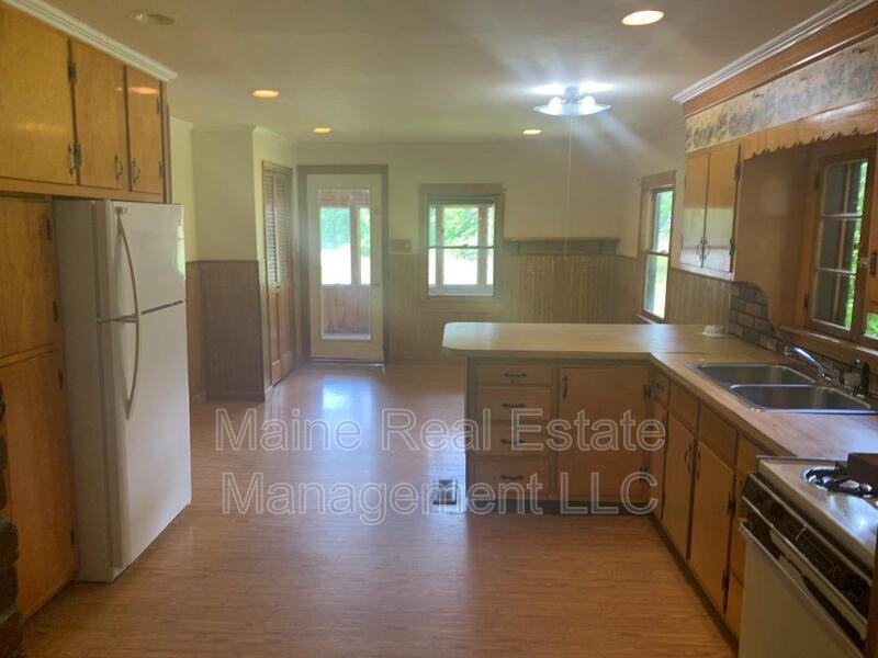 5 Wickett Ln - Photo 3 of 24