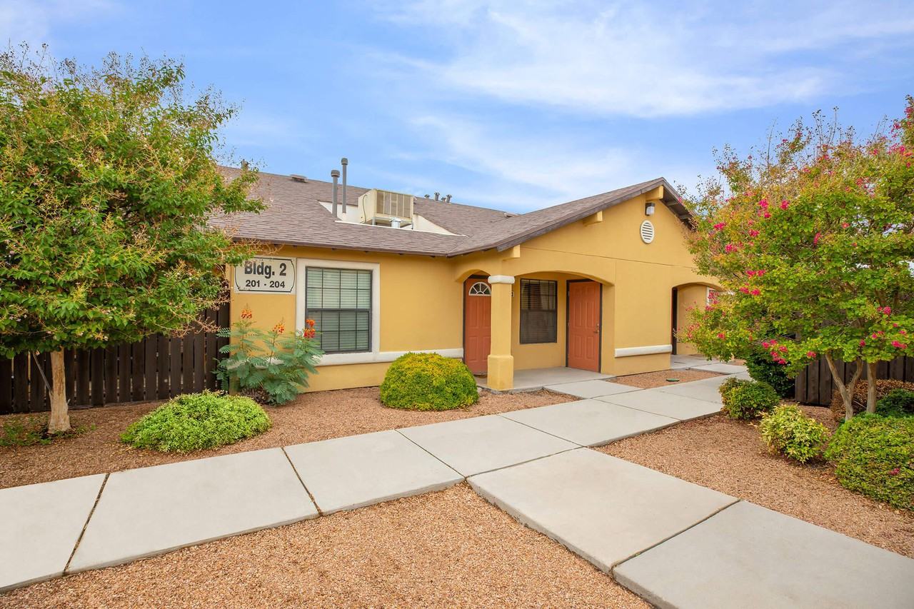 Woodchase Senior Community - Photo 3 of 22