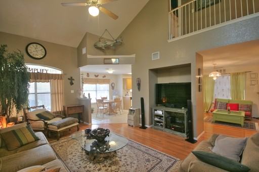 17505 Rannoch Dr - Photo 2 of 15