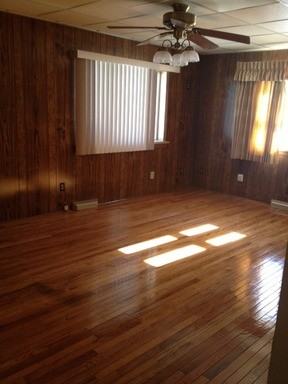 764 Noble St - Photo 3 of 9