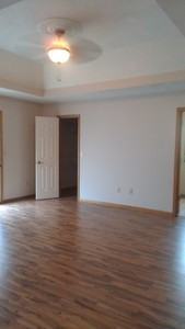 1091 Bond Ct - Photo 3 of 29