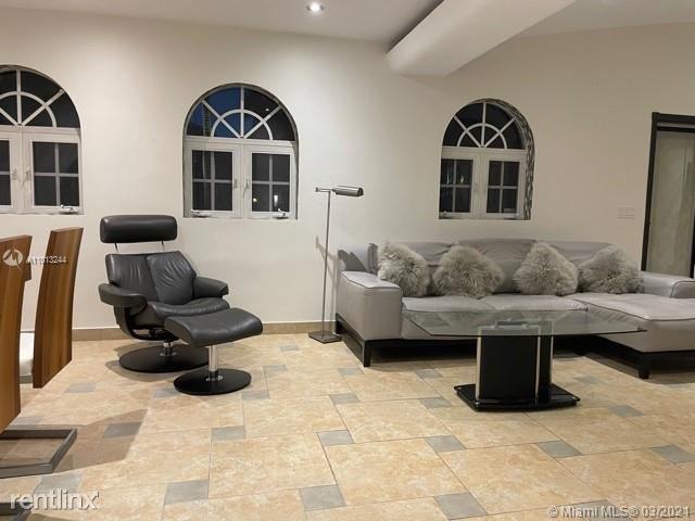 6921 Trouville Esplanade - Photo 3 of 11