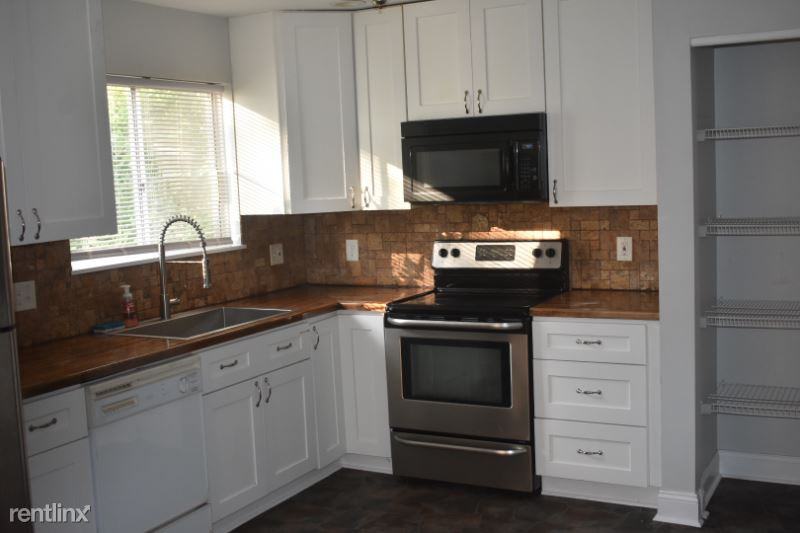 5532 Worcester Dr - Photo 2 of 16