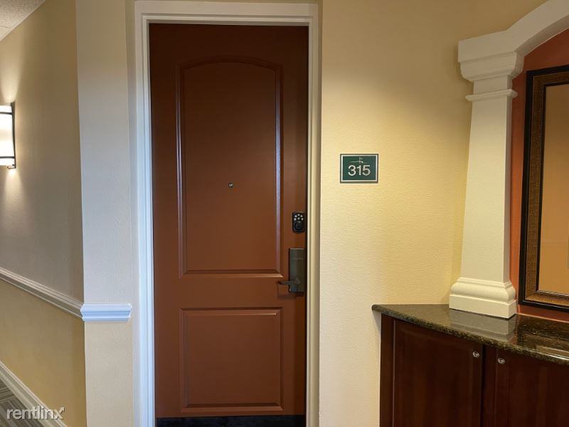 13941 Clubhouse Dr - Photo 2 of 12