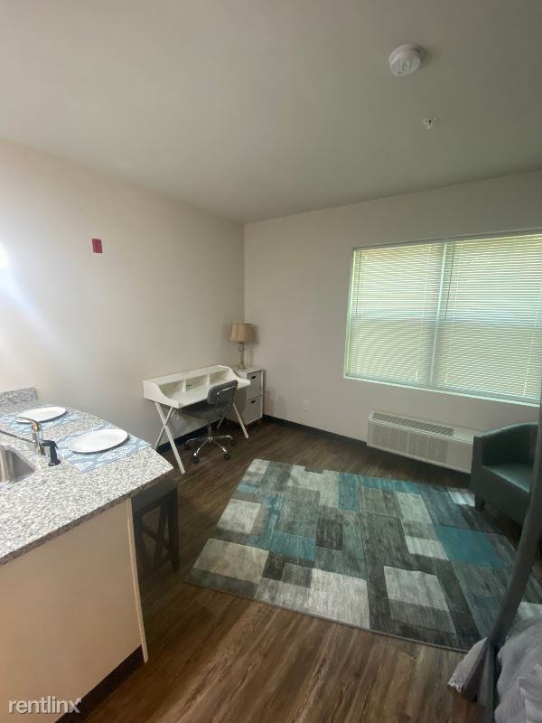 1700 Hampshire Pike - Photo 2 of 7