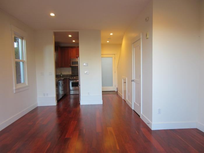 926 Grove St - Photo 3 of 17