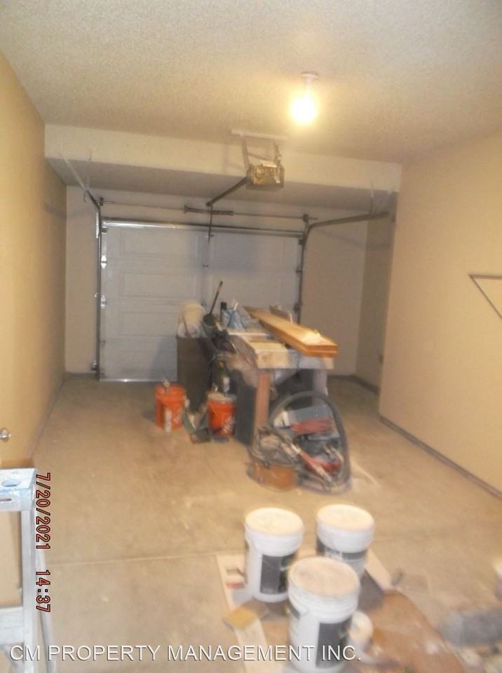 18280/18282 Shadowbrook Way - Photo 2 of 37