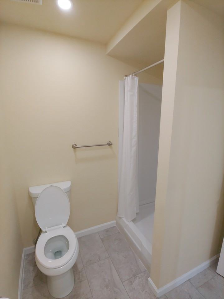 204 Point St #4 - Photo 3 of 3