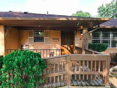 518 Harn Dr - Photo 3 of 11