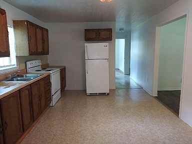 2791 Green Acres Rd - Photo 2 of 5