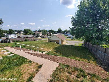 308 Mahoning St - Photo 3 of 12