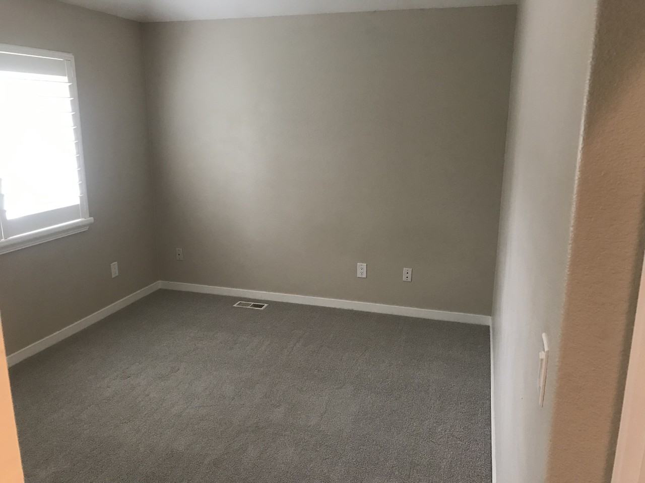 509 Ridgeview Dr - Photo 3 of 15