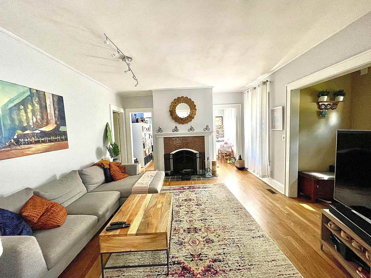 1779 Monroe Dr Ne - Photo 3 of 10