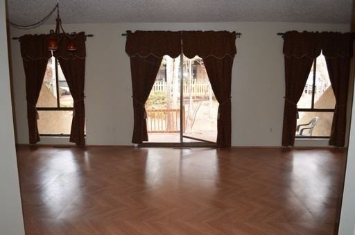 408 Columbia Rd - Photo 3 of 24