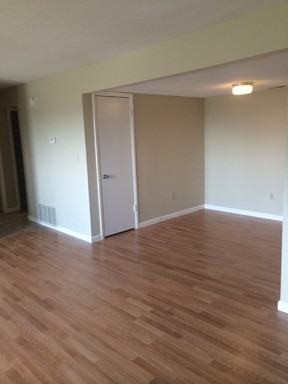 909 Avalon Rd #F - Photo 3 of 18