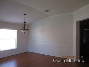 4935 SW 40th Ln - Photo 3 of 18