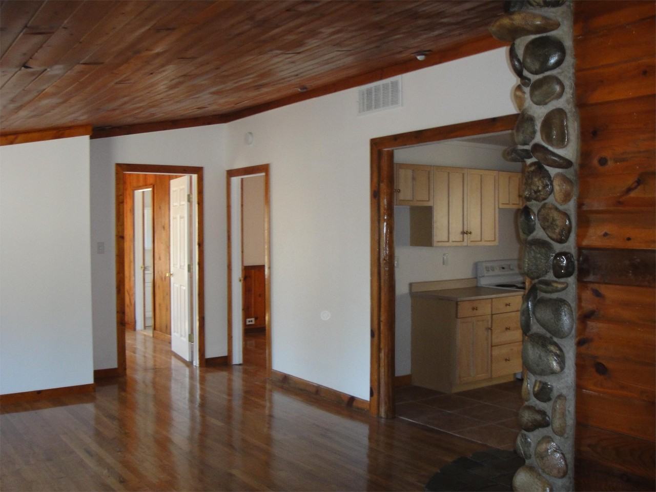 15172 S Elk Creek Rd #1 - Photo 3 of 11