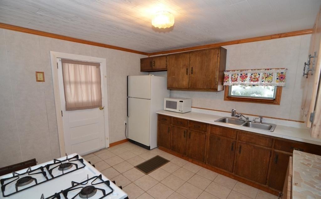 719 E Pine St - Photo 2 of 19