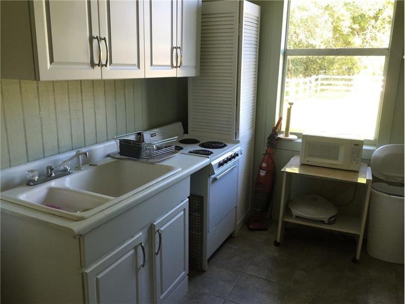 2792 Appaloosa Trl - Photo 2 of 5