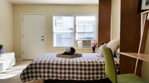 990 Palm Ave #15 - Photo 2 of 9