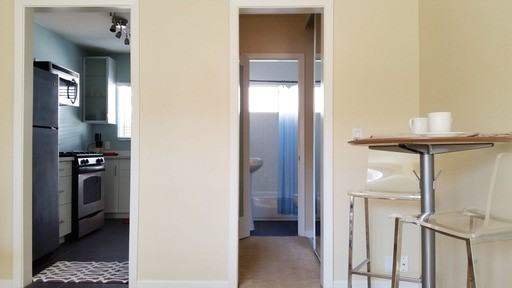 990 Palm Ave #15 - Photo 3 of 9