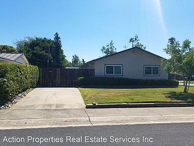 1505 Gregory Way - Photo 2 of 6