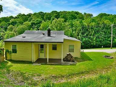 1750 Wildlife Lodge Rd - Photo 2 of 16