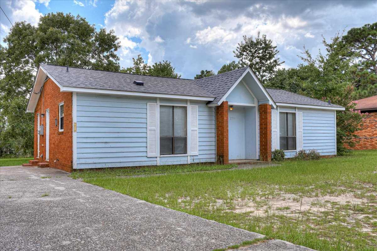 2334 Travis Rd #1 - Photo 3 of 21