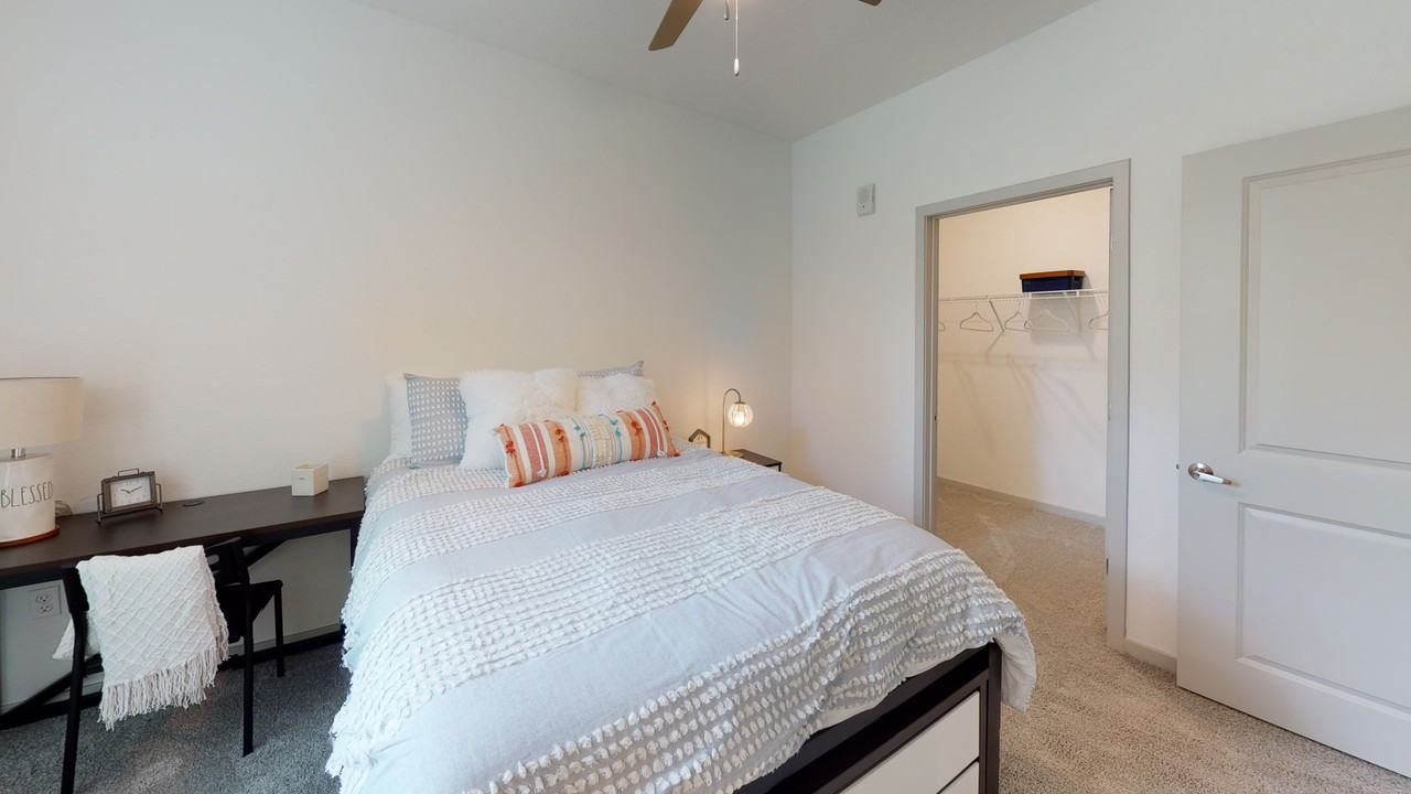 Vale East Student Living - Photo 5 of 77