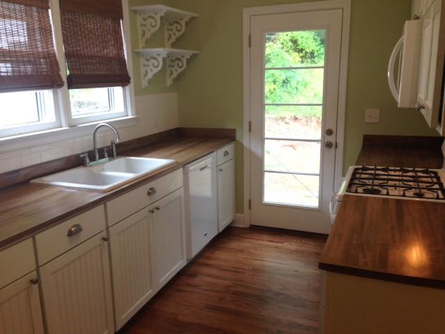 111 Timothy St #1 - Photo 3 of 11