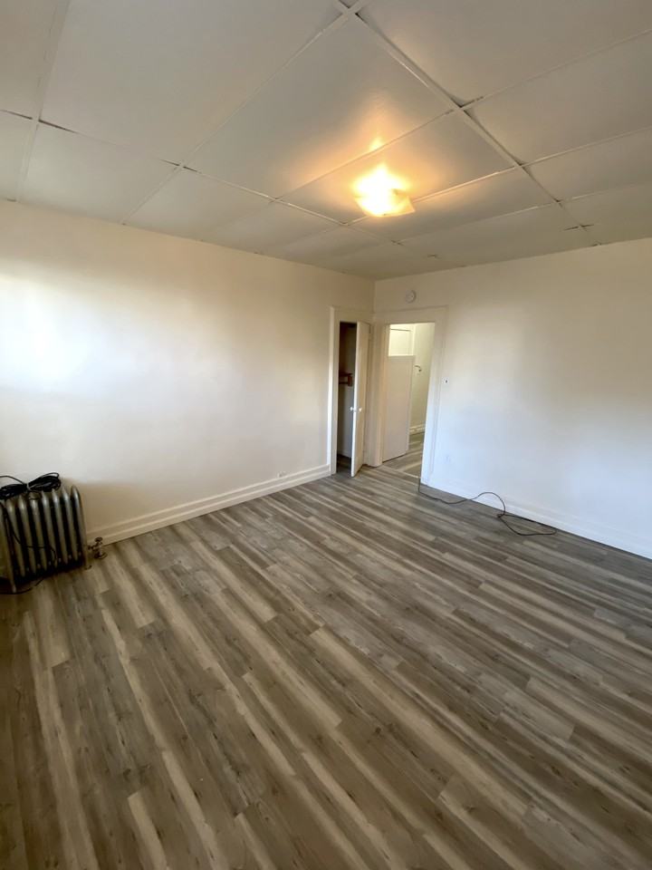 386 4th Avenue #A3 - Photo 2 of 8