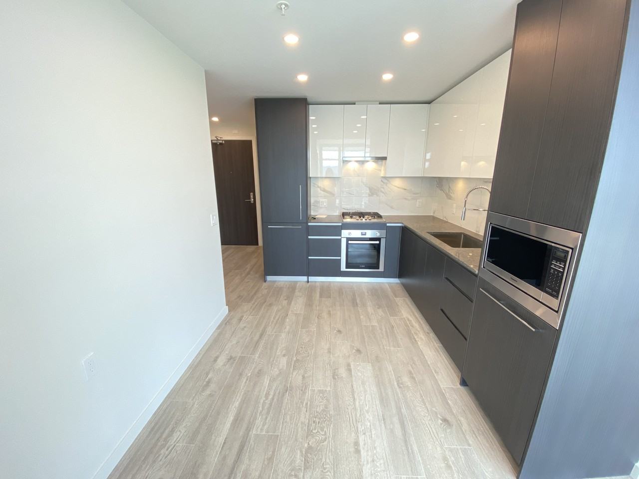 5311 Goring Street #8F
