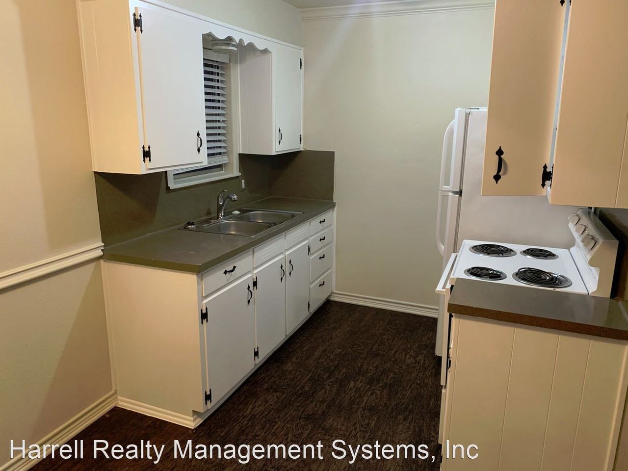 3319 Wingate Dr - Photo 2 of 17