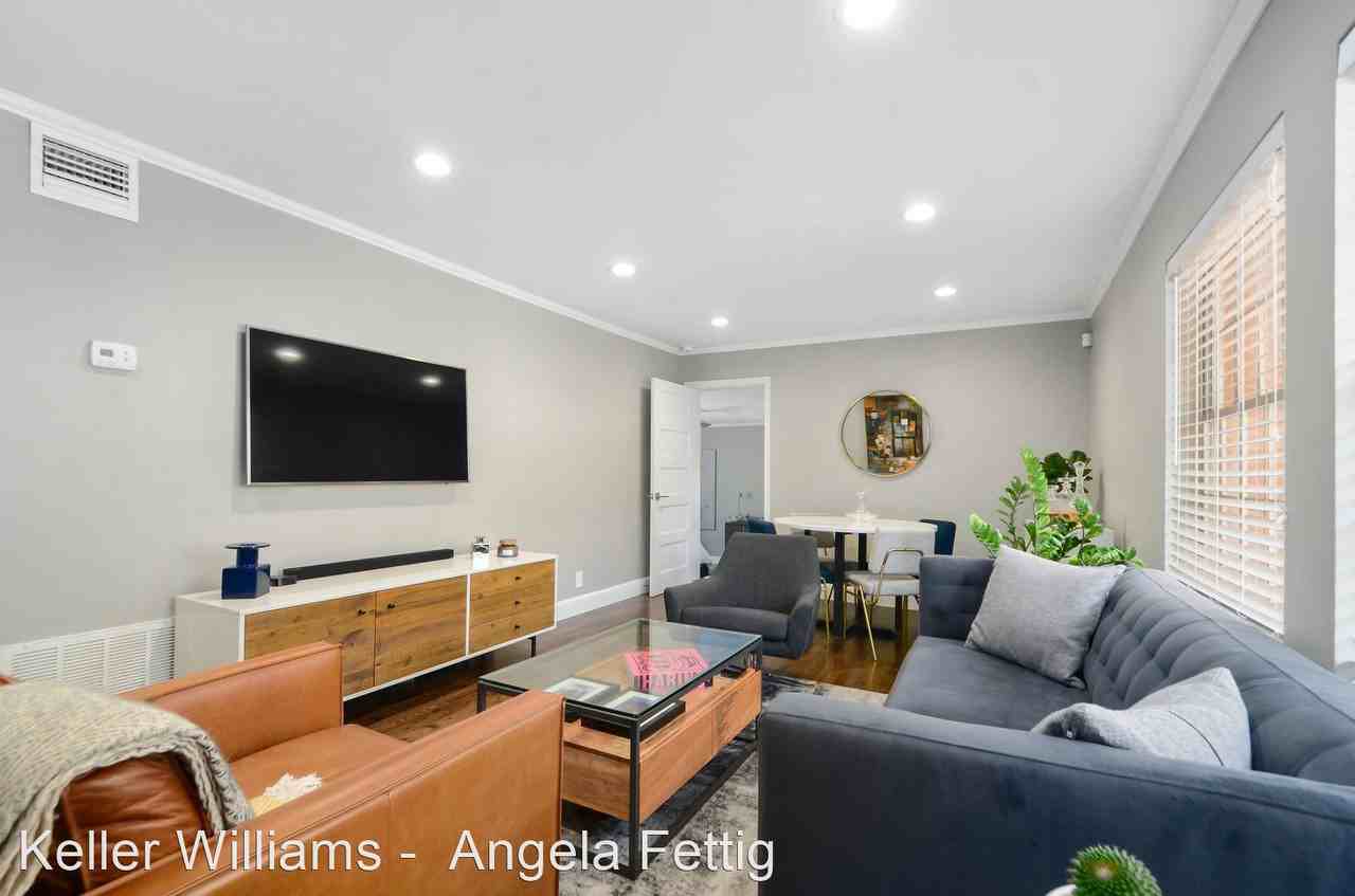 520 520 Broaway Ave #2 - Photo 3 of 17