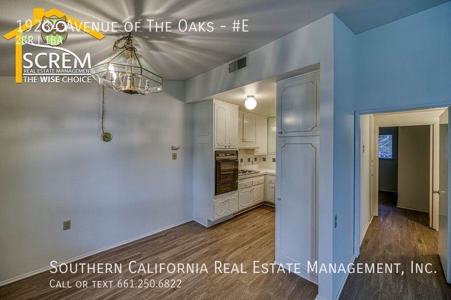 19234 Avenue Of The Oaks #E - Photo 3 of 29
