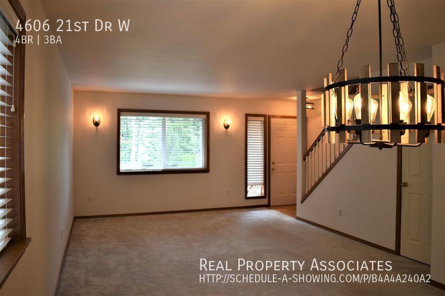 4606 21st Dr W - Photo 3 of 25