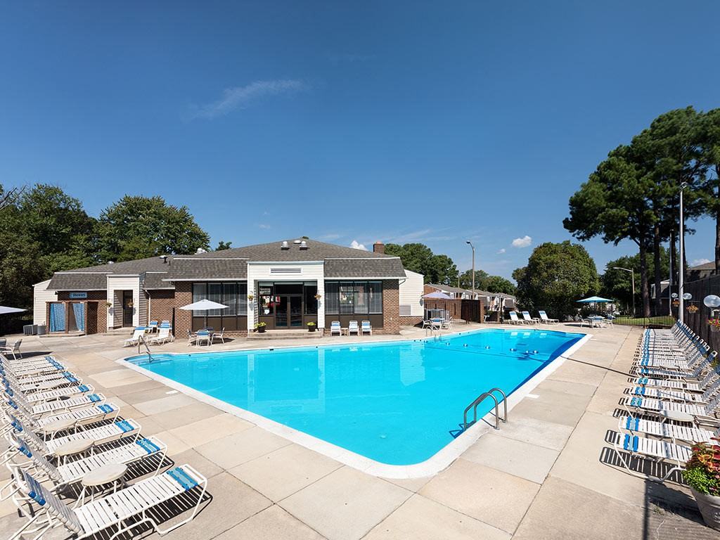 Chelsea Square Apartments - Photo 4 of 13