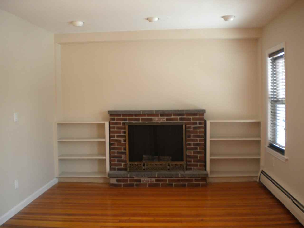 50 Putnam St - Photo 3 of 19