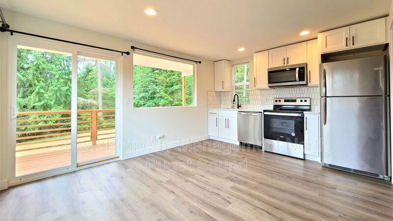 19509 131st Pl Ne - Photo 2 of 12