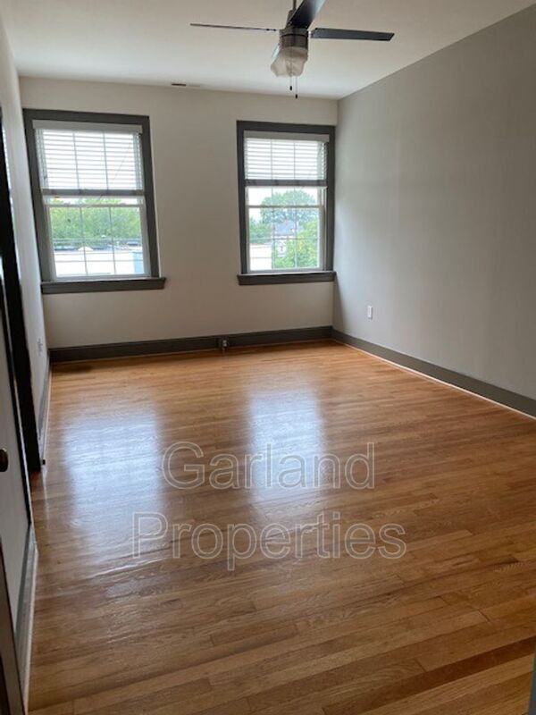 821 Salem Ave Sw #207 - Photo 3 of 6