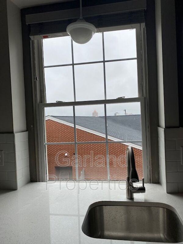 821 Salem Ave Sw #207 - Photo 5 of 6