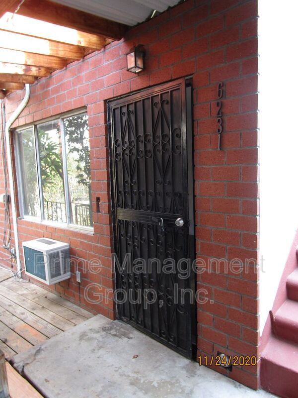 6231 Greenleaf Ave #6231C - Photo 2 of 11