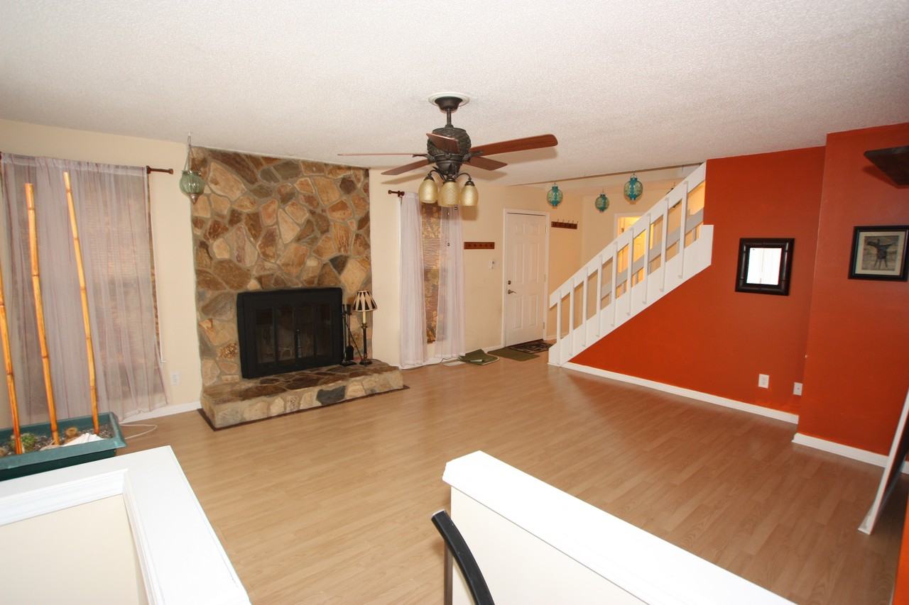 6013 Lanai Ln - Photo 3 of 12