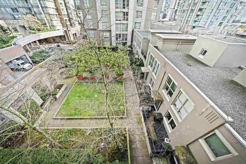 989 Richards Street - Photo 6 of 24