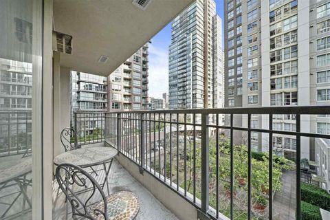 989 Richards Street - Photo 7 of 24