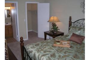 Renata Apartments - Photo 3 of 21