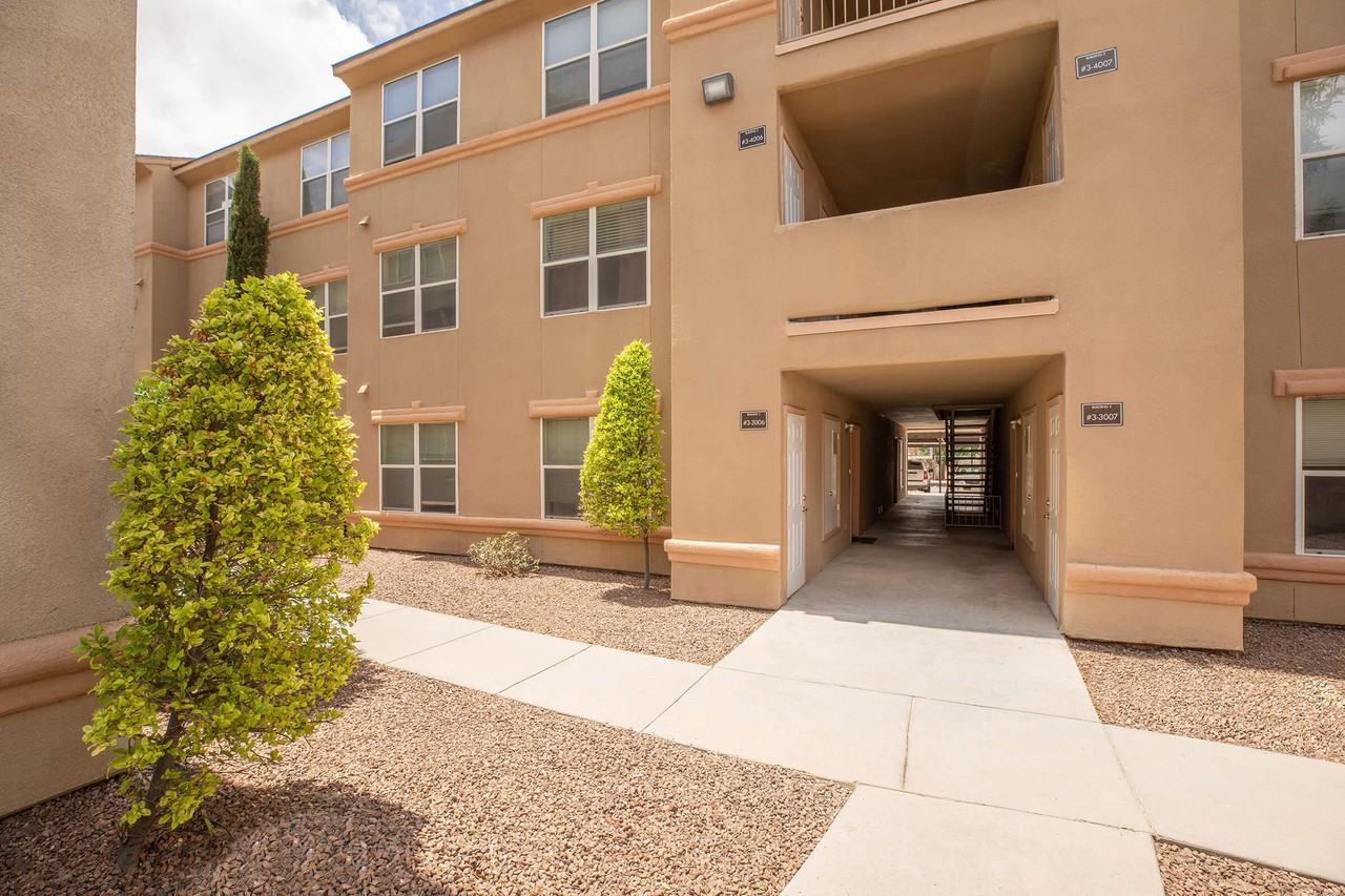 Desert Villas - Photo 4 of 21