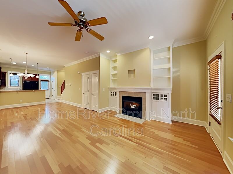 324 Mcadoo Ave - Photo 3 of 20