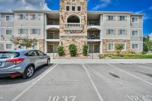 1843 N Crest Rd #4 - Photo 1 of 1